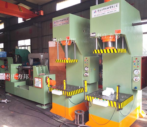 雙柱油壓機、好色先生污污、龍門油壓機